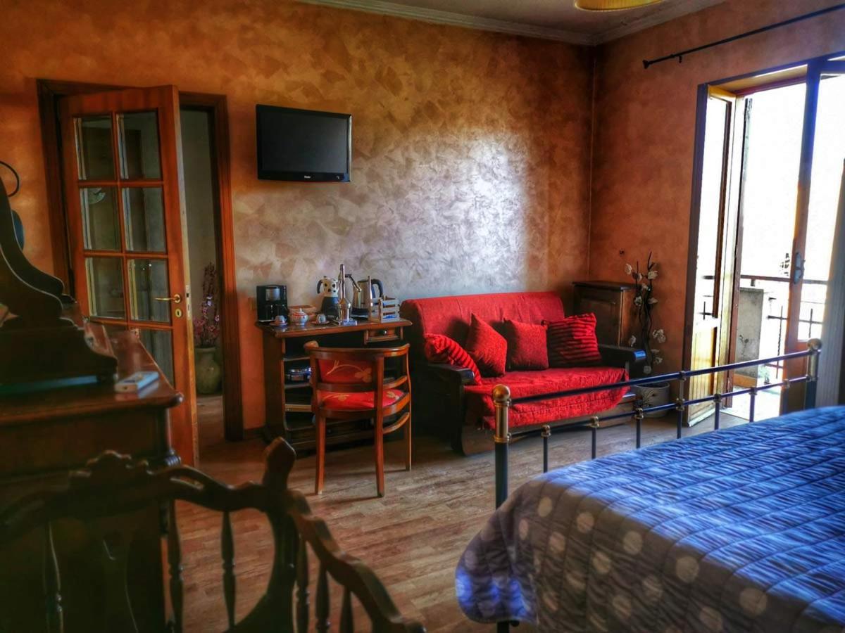 B&B Santa Vittoria Monteleone Sabino Buitenkant foto